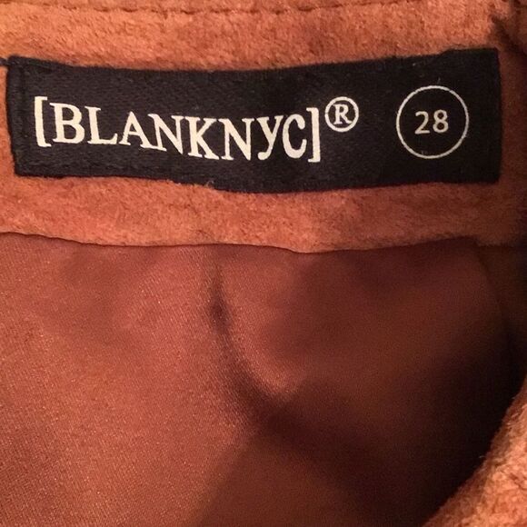 BLANK NYC Double Buckle El Dorado Suede Mini Skirt - Picture 5 of 6